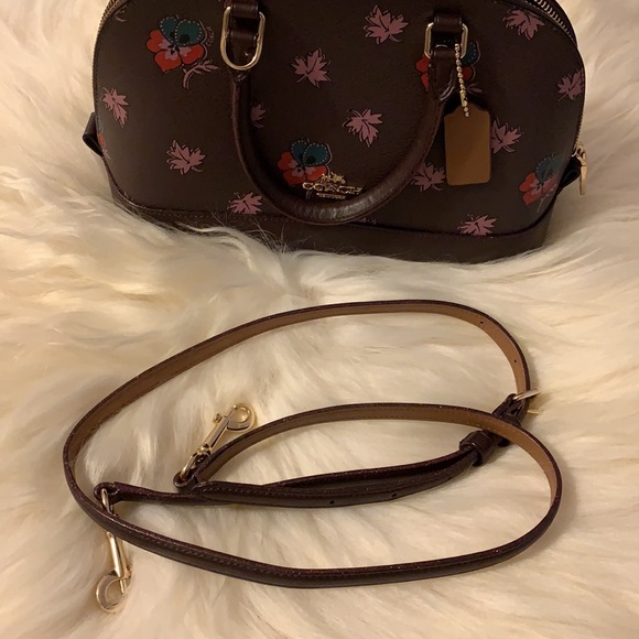 Coach Mini Purse - Picture 4 of 4